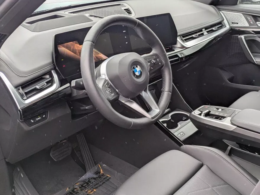 2025 Bmw X1 XDrive28i photo 1