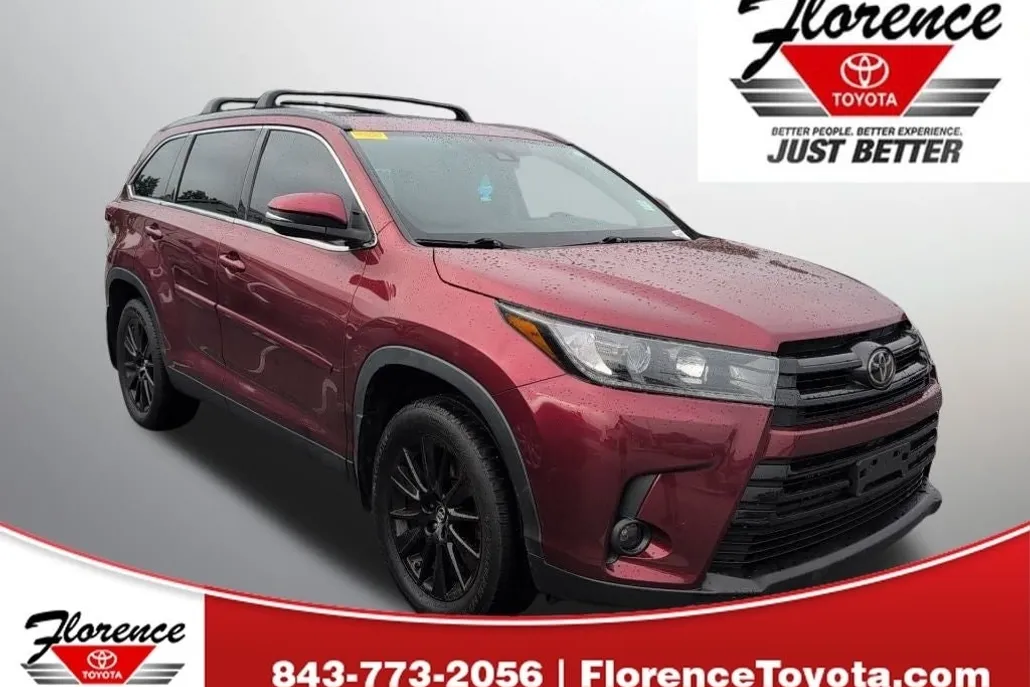 2019 Toyota Highlander SE photo 1
