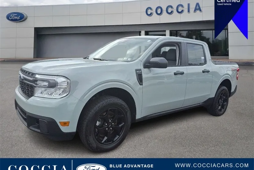 2024 Ford Maverick XLT photo 1