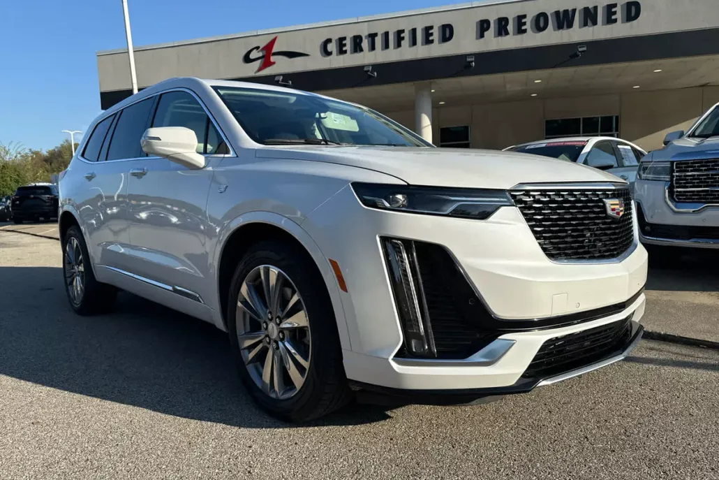 2023 Cadillac XT6 Premium Luxury photo 1