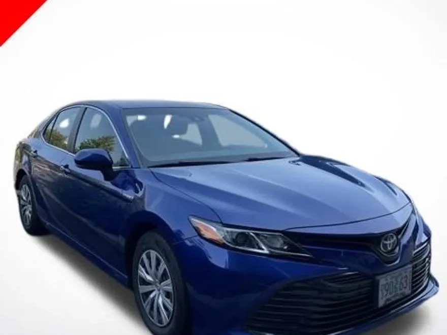 2018 Toyota Camry Hybrid LE photo 1