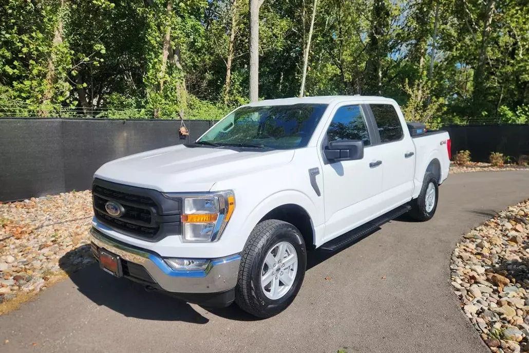 2022 Ford F-150 XL photo 1