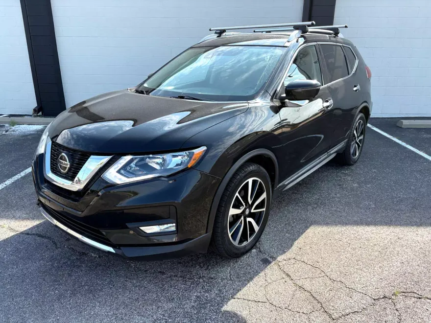 2019 Nissan Rogue SL photo 1