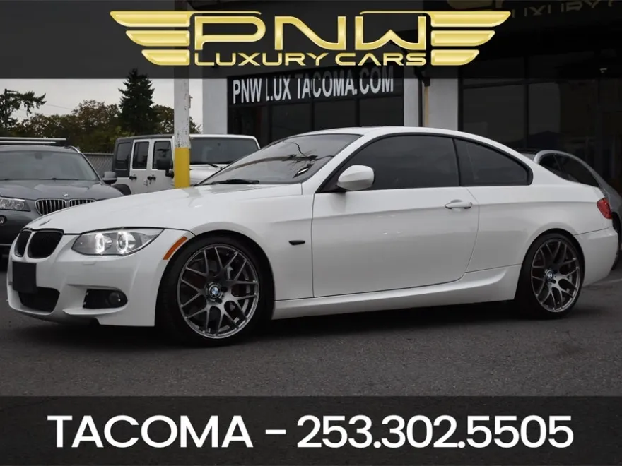 2012 Bmw 335i 3-Series photo 1