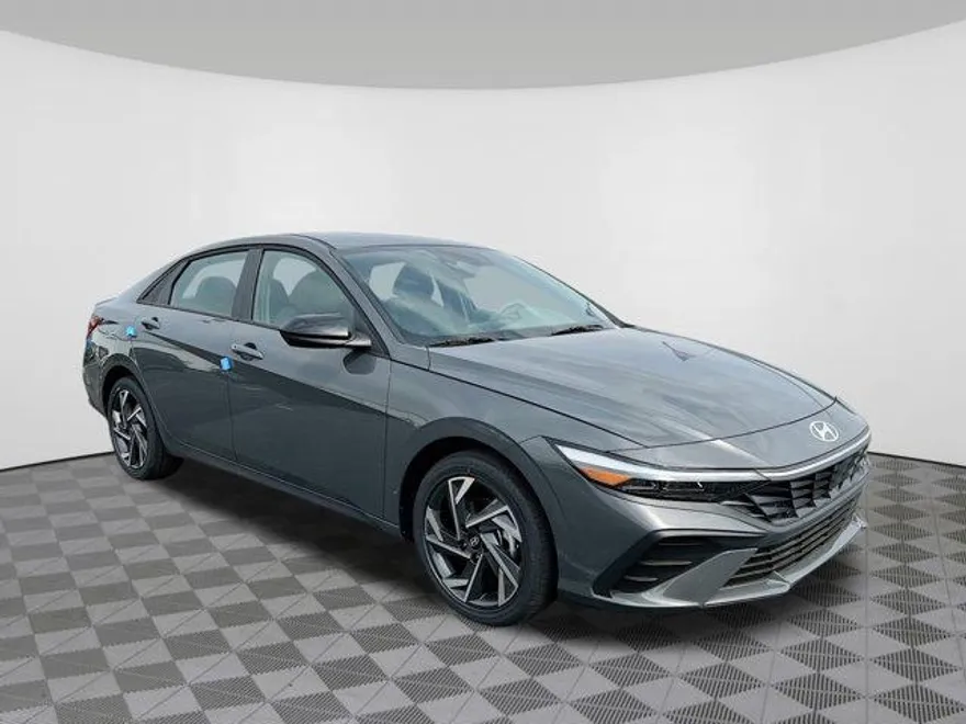 2025 Hyundai Elantra Hybrid SEL Sport photo 1