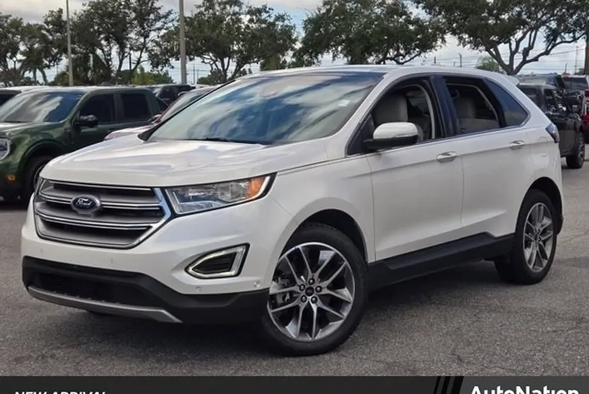 2016 Ford Edge Titanium photo 1