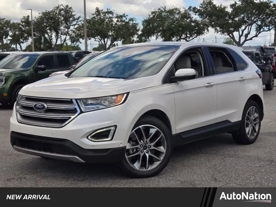 2016 Ford Edge Titanium photo 1