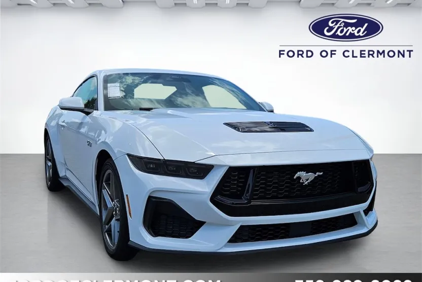 2025 Ford Mustang GT photo 1