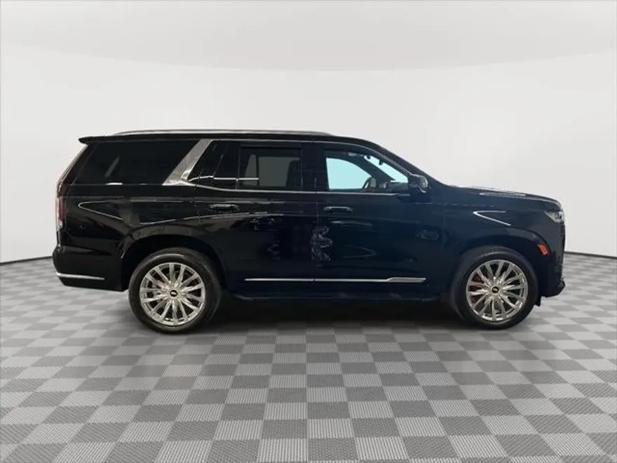 2024 Cadillac Escalade Premium Luxury photo 1