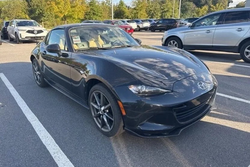 2017 Mazda MX-5 Miata Miata RF Grand Touring photo 1