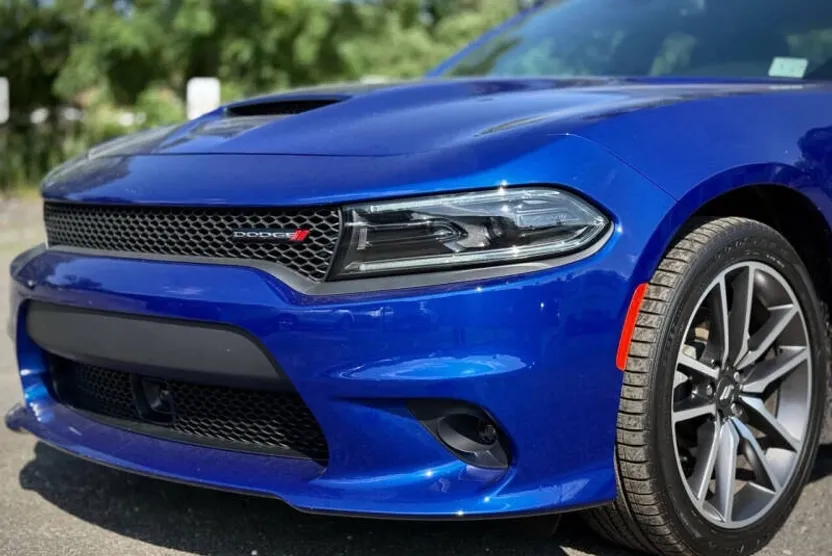 2022 Dodge Charger R/T photo 1