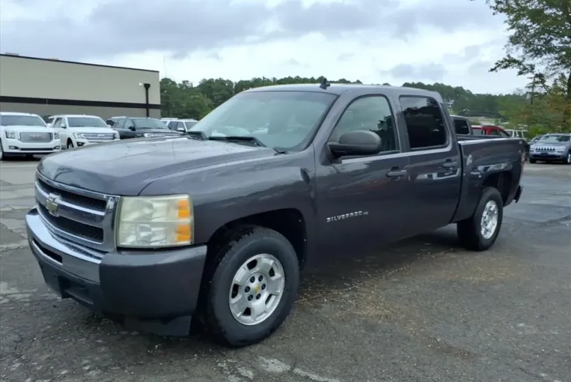 2010 Chevrolet Silverado 1500 photo 1