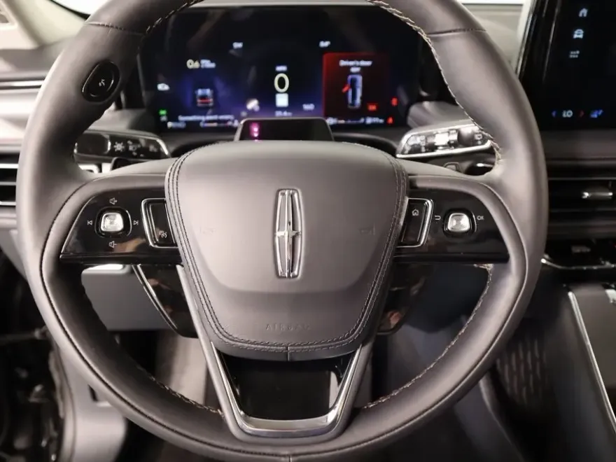 2025 Lincoln Aviator Premiere photo 1