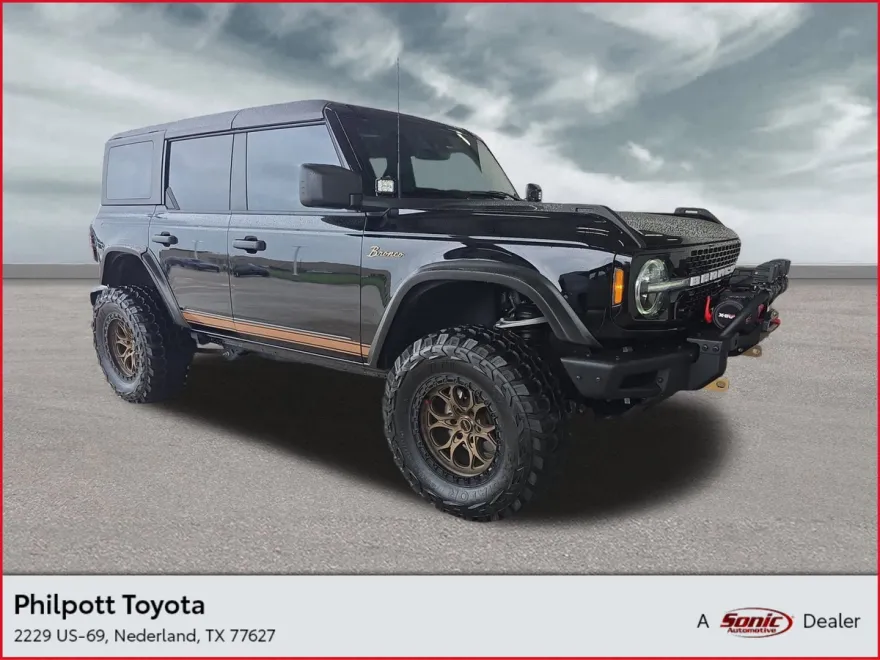 2024 Ford Bronco Wildtrak photo 1