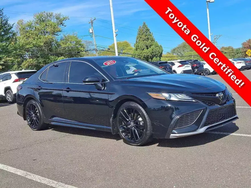 2022 Toyota Camry XSE photo 1
