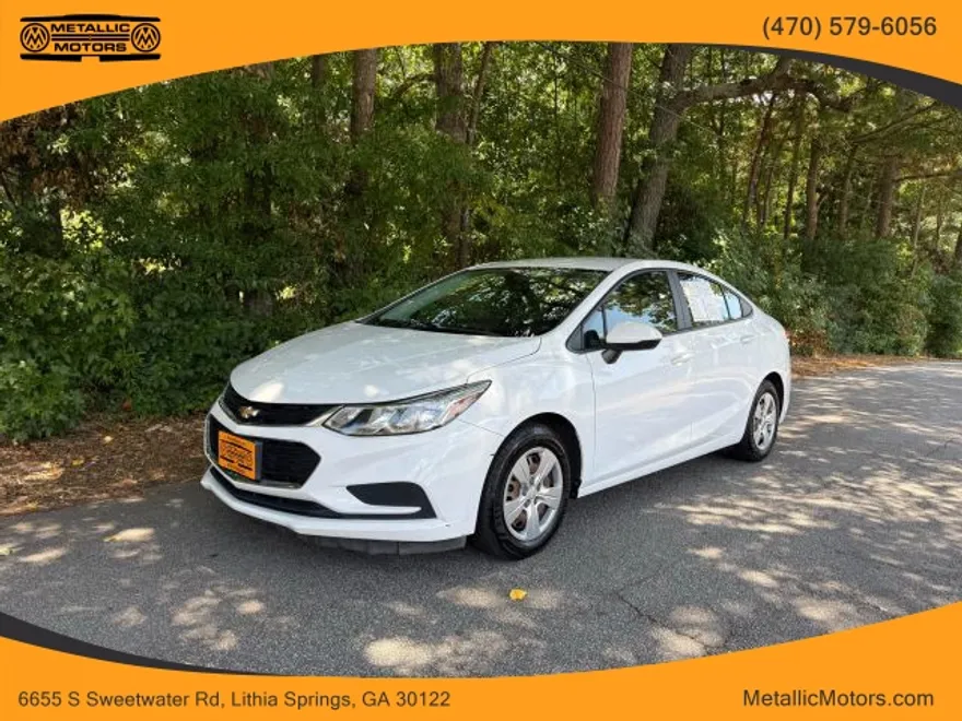 2016 Chevrolet Cruze LS photo 1