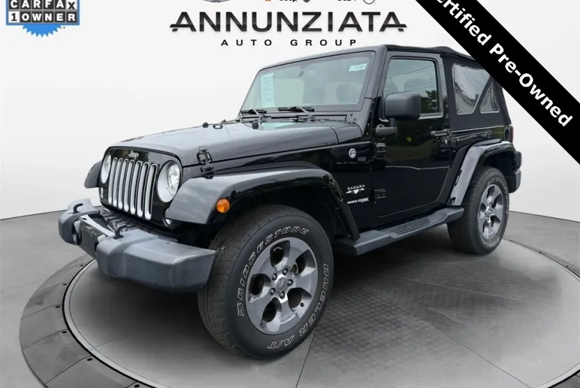 2018 Jeep Wrangler Sahara photo 1