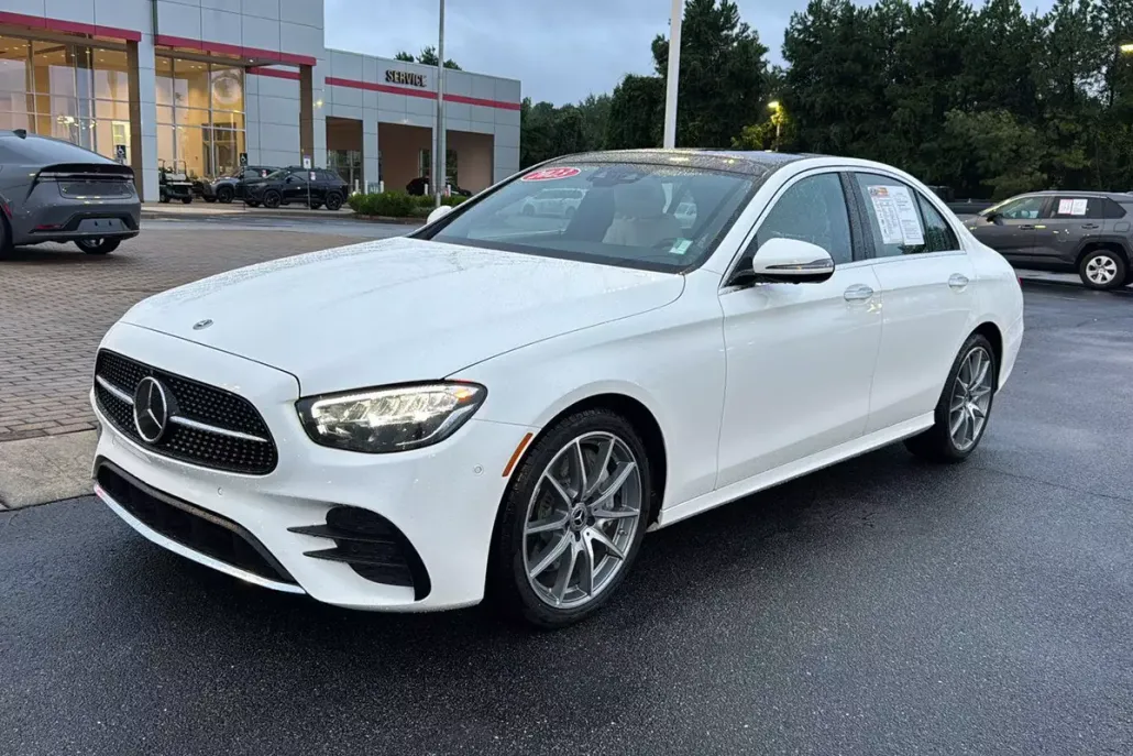 2023 Mercedes Benz E 350 photo 1