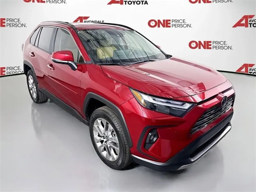 2023 Toyota RAV4 Limited photo 1
