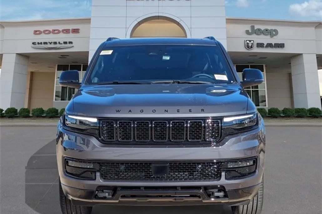 2024 Jeep Wagoneer L Carbide Series II photo 1
