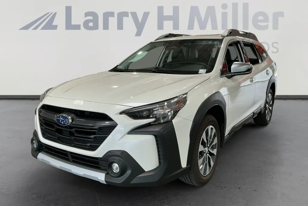 2024 Subaru Outback Touring XT photo 1