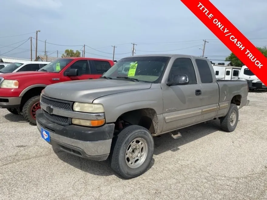 2001 Chevrolet Silverado 2500HD LS photo 1