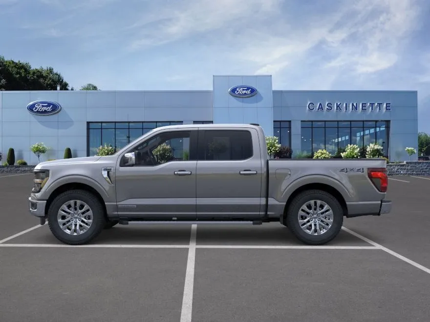 2025 Ford F-150 XLT photo 1