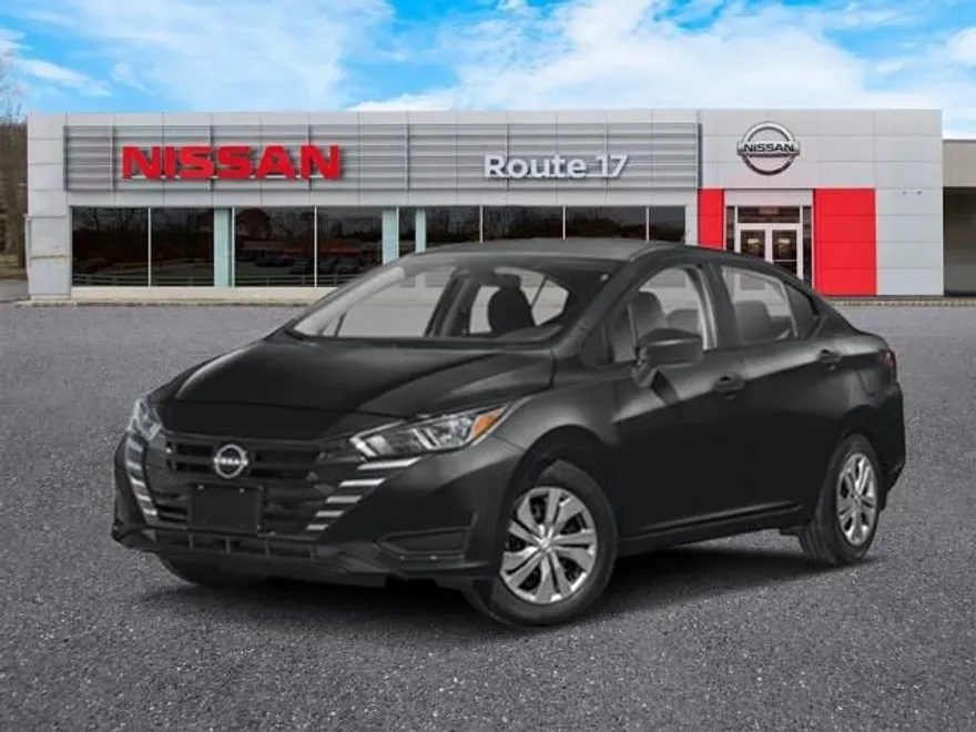2025 Nissan Versa 1.6 S photo 1