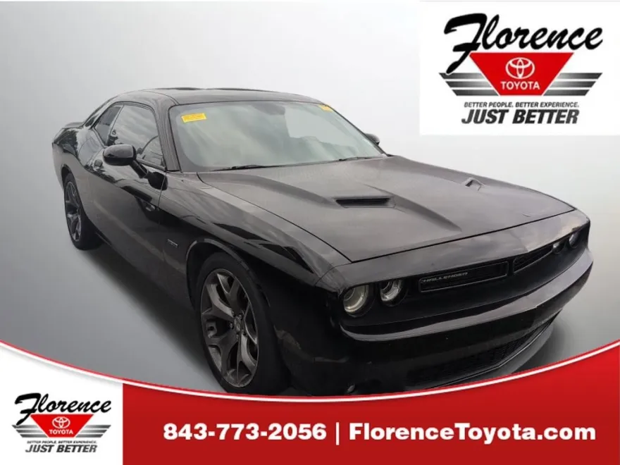 2015 Dodge Challenger R/T photo 1
