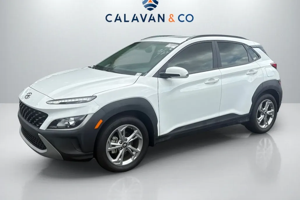 2023 Hyundai Kona SEL photo 1