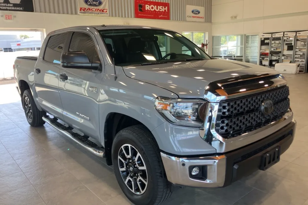 2018 Toyota Tundra SR5 photo 1