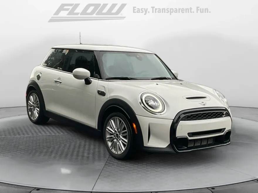 2024 Mini Cooper Hardtop S photo 1