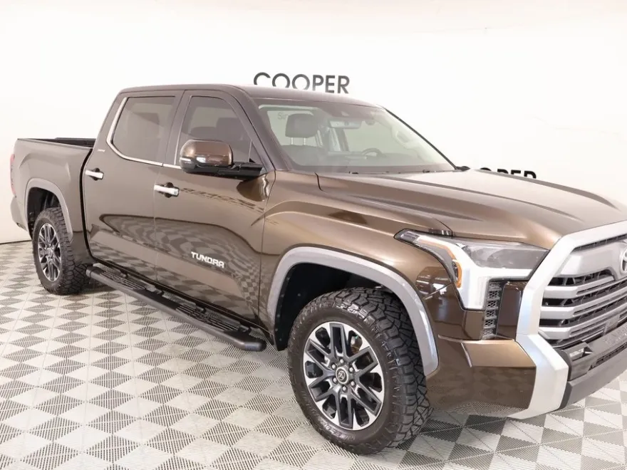 2024 Toyota Tundra Limited photo 1