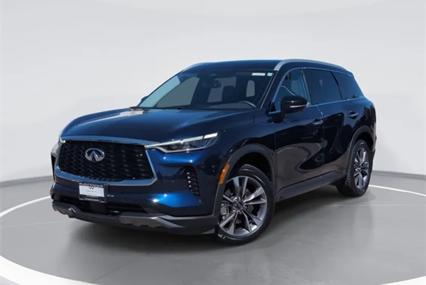 2022 Infiniti QX60 Luxe photo 1