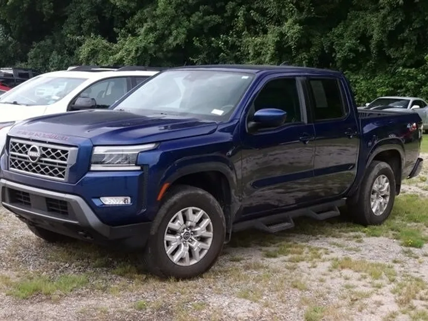 2023 Nissan Frontier SV photo 1