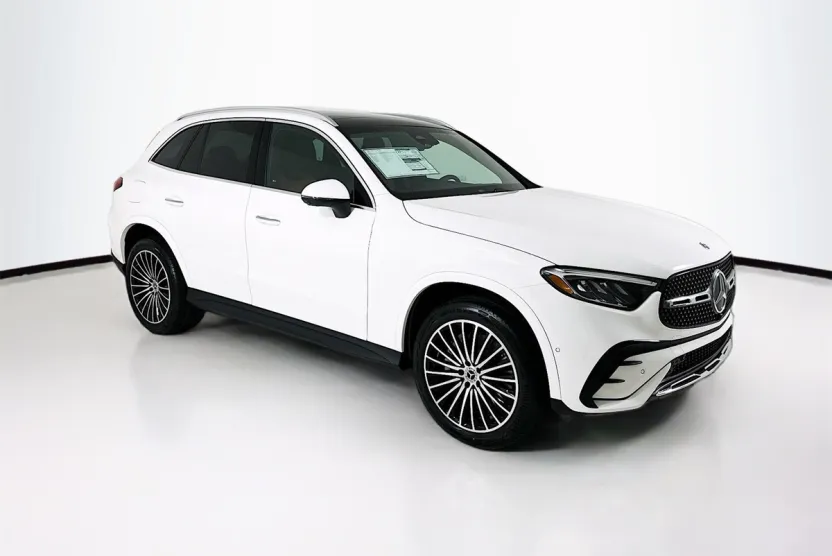 2026 Mercedes Benz GLC 300 photo 1