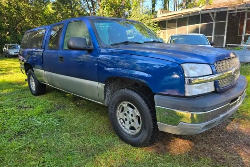 2003 Chevrolet Silverado 1500 LS photo 1