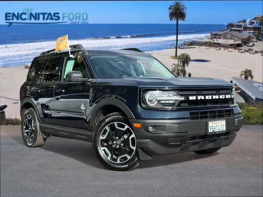 2022 Ford Bronco Sport Outer Banks photo 1