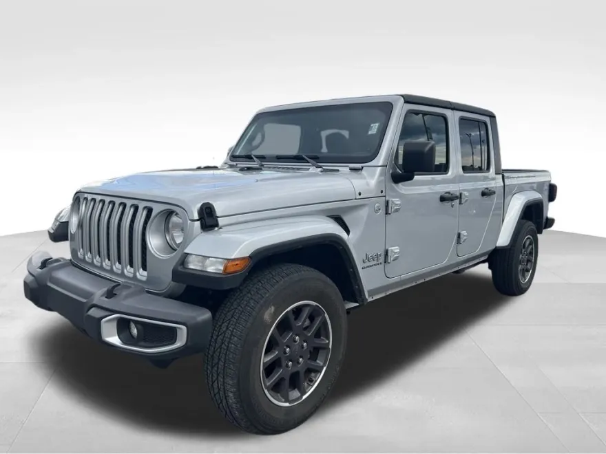 2023 Jeep Gladiator Overland photo 1