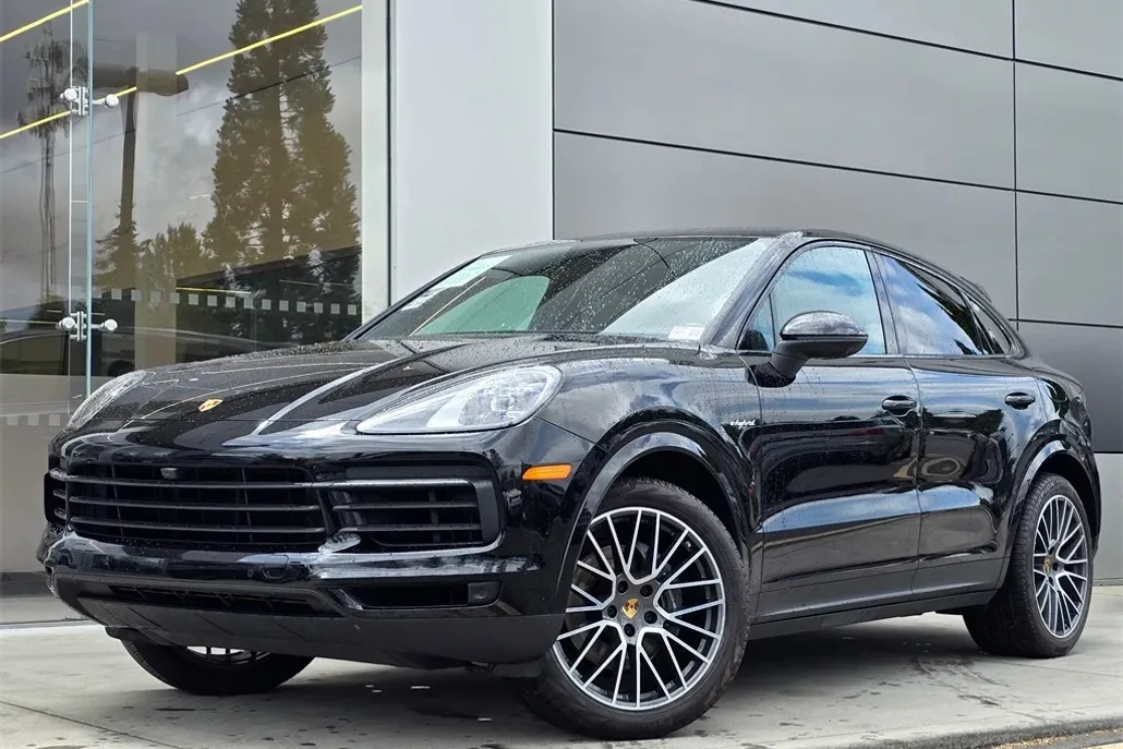 2021 Porsche Cayenne E-Hybrid Coupe Base photo 1