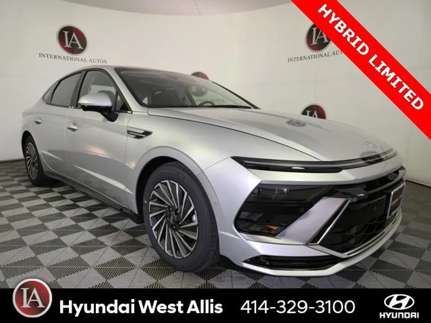 2025 Hyundai Sonata Hybrid Limited photo 1