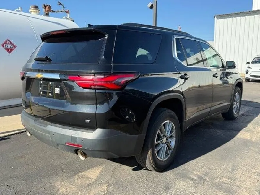 2023 Chevrolet Traverse Cloth photo 1