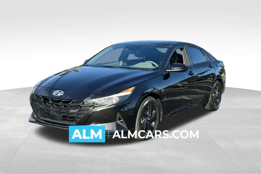2021 Hyundai Elantra SEL photo 1