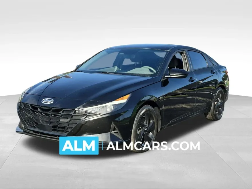 2021 Hyundai Elantra SEL photo 1