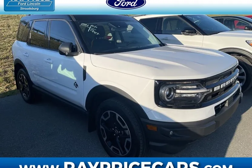 2024 Ford Bronco Sport Outer Banks photo 1