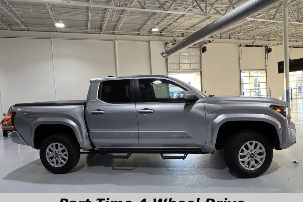 2024 Toyota Tacoma 4x4 Double Cab photo 1