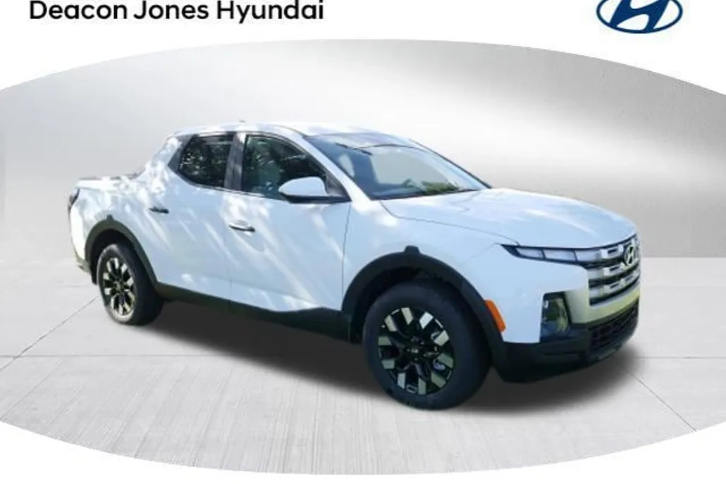 2025 Hyundai Santa Cruz SE photo 1