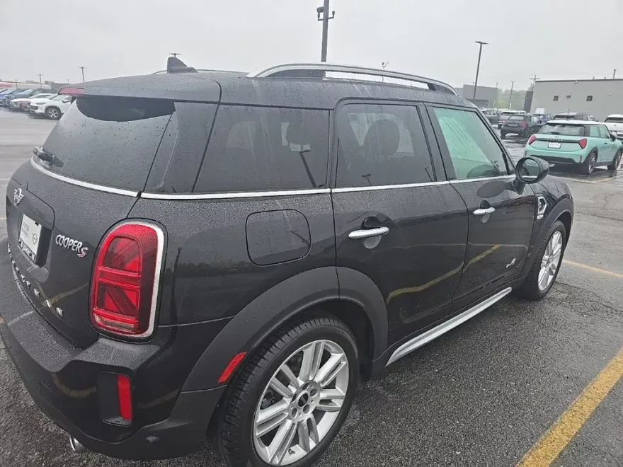 2023 Mini Countryman ALL4 S photo 1