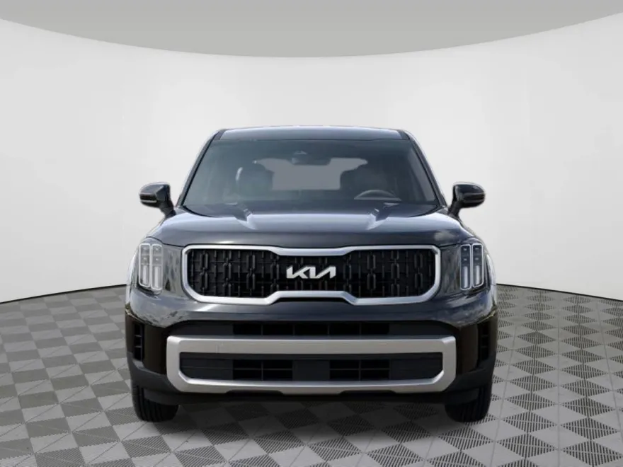 2025 Kia Telluride LX photo 1