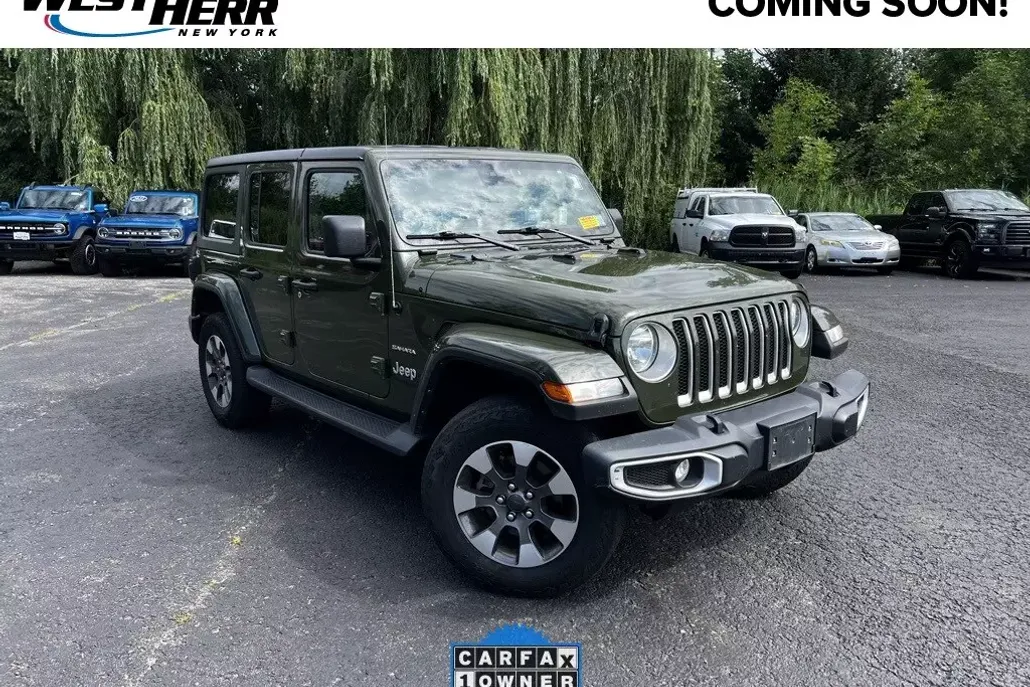 2021 Jeep Wrangler Unlimited Sahara photo 1